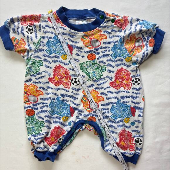 Vintage Sporty Dinosaurs Slouchy Bodsuit 0-3 months - Picture 3 of 6